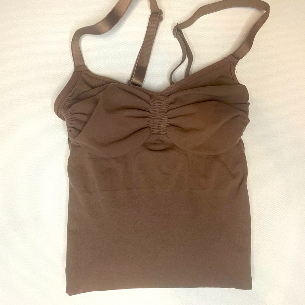 Skims viral bodysuit!